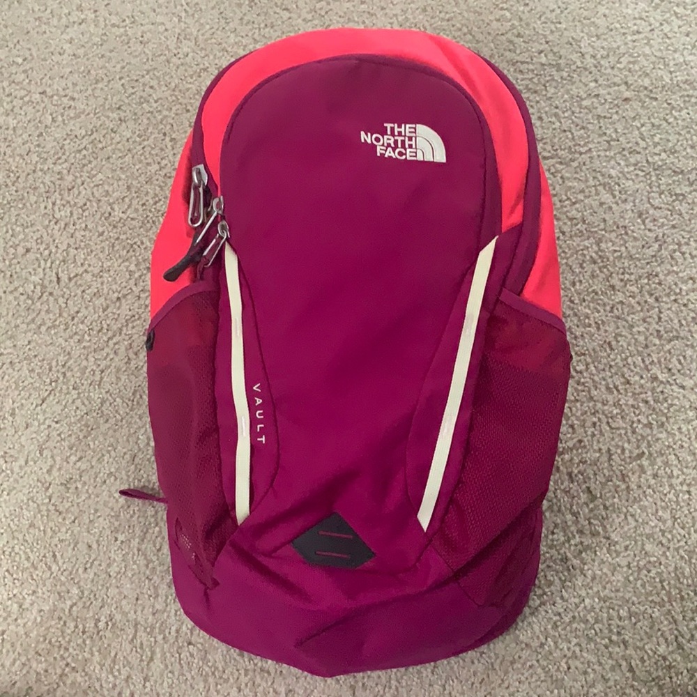 Women’s Vault North Face Backpack.